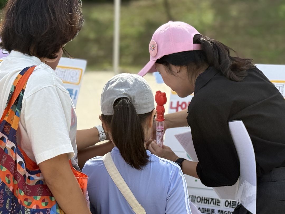 [복지관]2025년 제 16회 마포 거북이 마라톤 행사 참여 "은빛ON(溫)함성" 캠페인 진행!