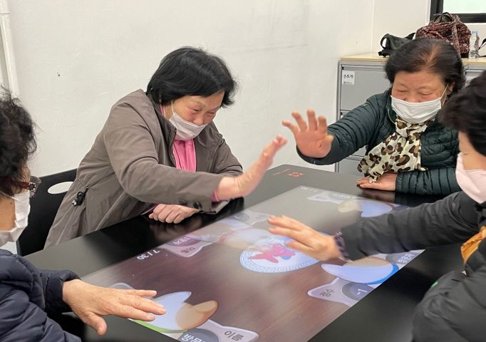 [기능회복] 해피테이블 활용 스마트브레인 프로그램 진행