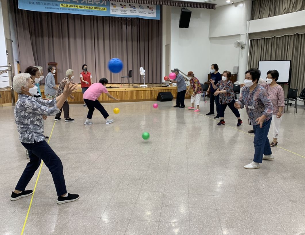 [기능회복] 치매 예방 운동프로그램 「뇌튼튼 몸튼튼」 8월 3주차 실시