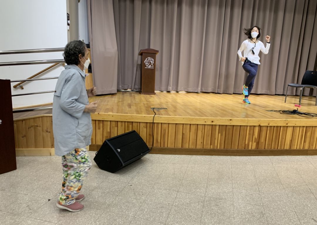 11회기 제자리 빠르게.jpeg