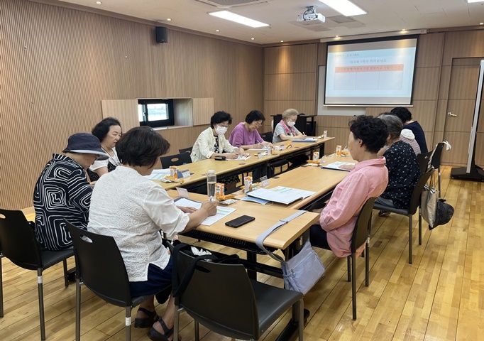 [상담] 사별 1인가구 어르신을 위한 애도 강점관점 집단 프로그램 <웰바이> 4회기 실시